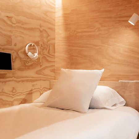 Colo Colo Hostel Βαλένθια Εξωτερικό φωτογραφία