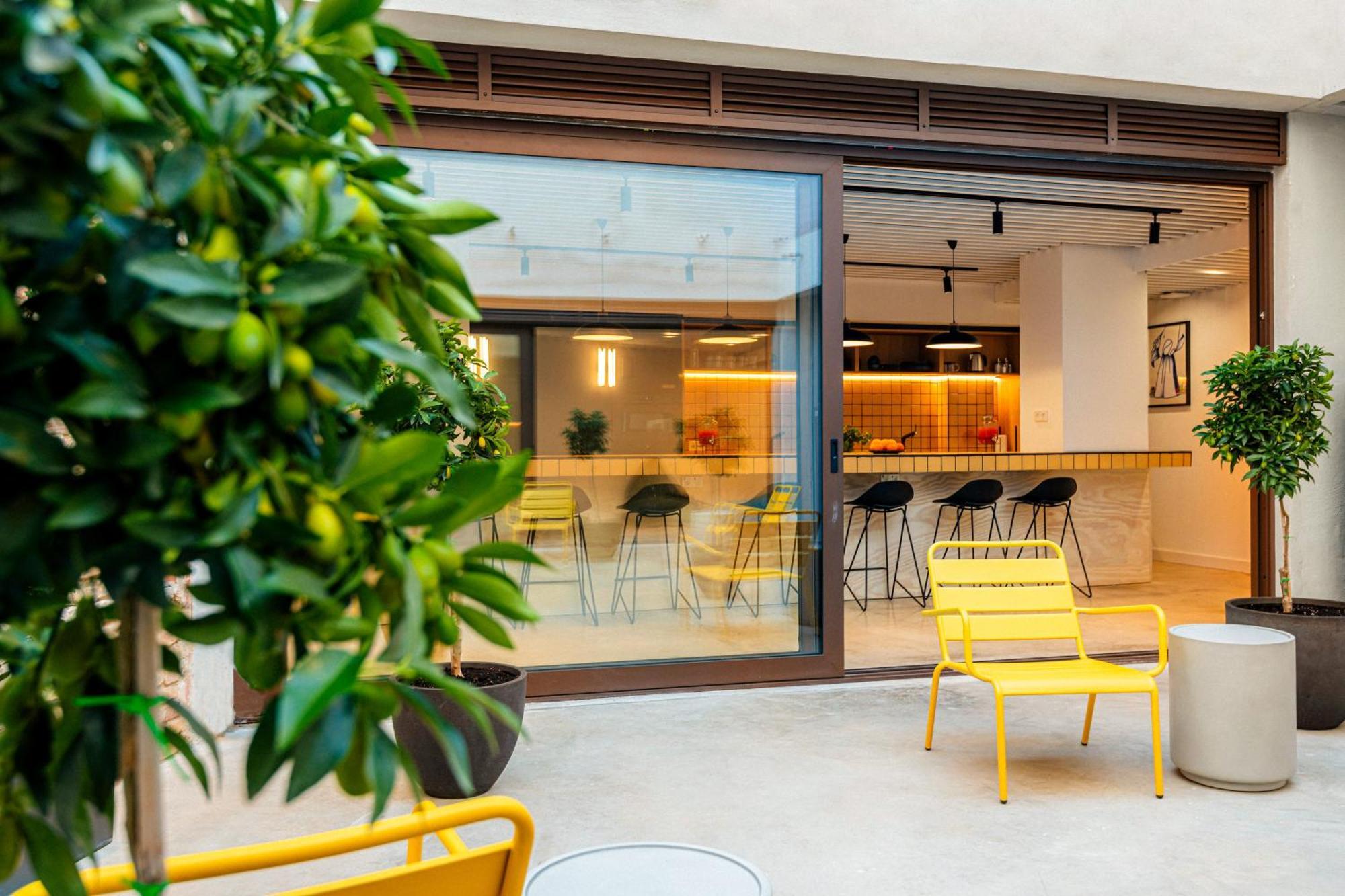 Colo Colo Hostel Βαλένθια Εξωτερικό φωτογραφία