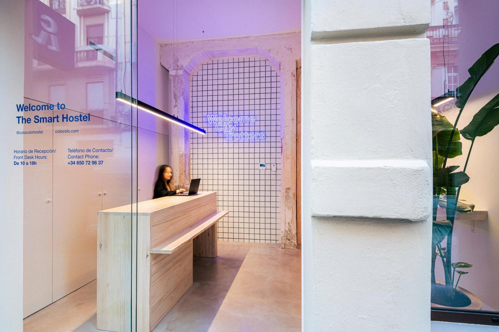 Colo Colo Hostel Βαλένθια Εξωτερικό φωτογραφία