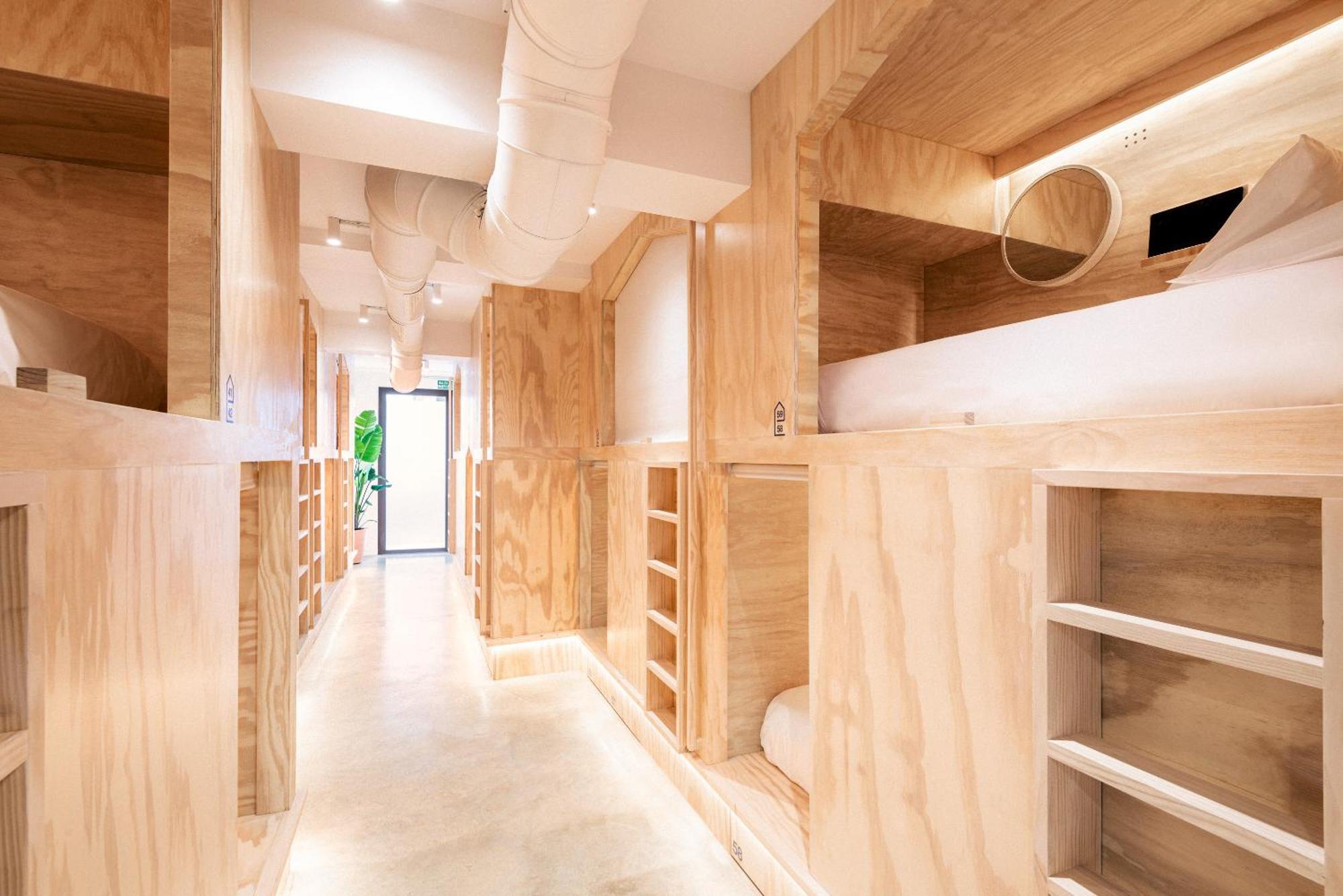 Colo Colo Hostel Βαλένθια Εξωτερικό φωτογραφία